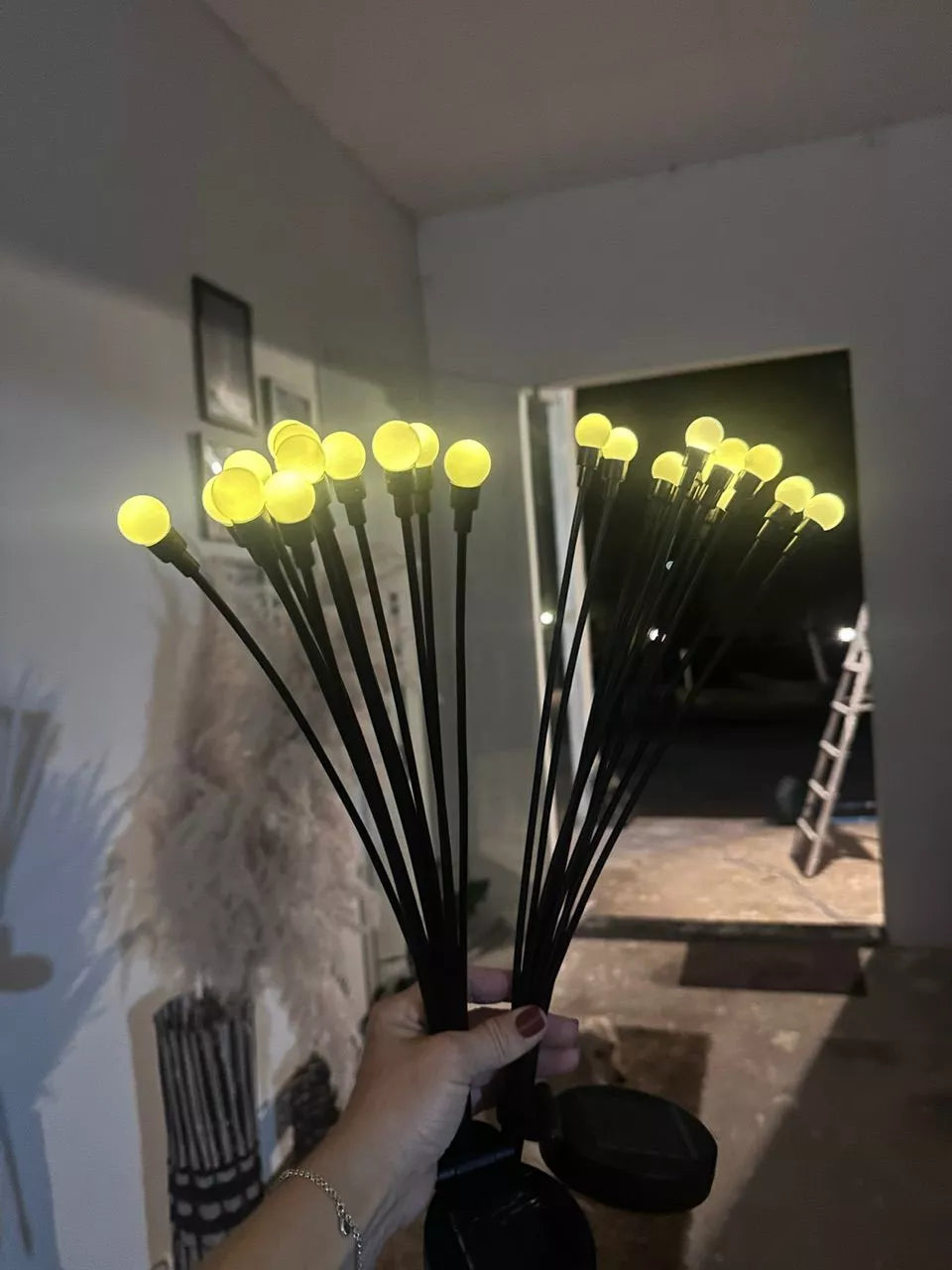Luzes Solares Firefly LED à Prova d'Água para Jardim e Paisagem Decora Lar